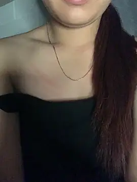 Snapshot of Winnie-sexy chatting on 04.12.26 Winnie-sexy online show from 04.12.26