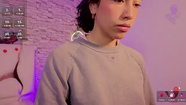 Snapshot of Joselyn_tay chatting on 02.17.26 Joselyn tay online show from 02.17.26