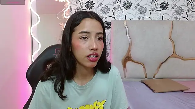 Snapshot of Joselyn_tay chatting on 02.22.26 Joselyn tay online show from 02.22.26