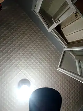 Snapshot of hotguy71000 chatting on 02.28.26 hotguy71000 online show from 02.28.26