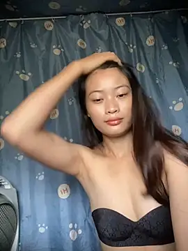 Snapshot of LanAnh-2k chatting on 11.12.25 LanAnh-2k online show from 11.12.25