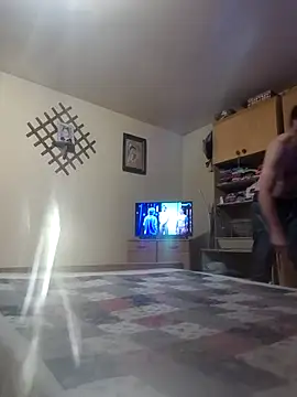 Snapshot of TwardyKierowca chatting on 12.14.25 TwardyKierowca online show from 12.14.25