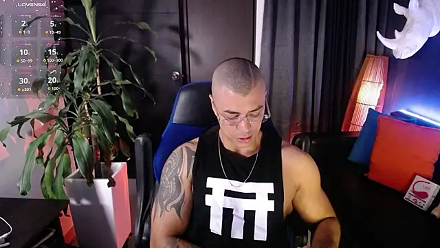 Snapshot of Zed_ferrer chatting on 03.11.26 Zed ferrer online show from 03.11.26