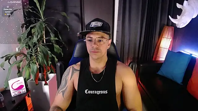 Snapshot of Zed_ferrer chatting on 04.02.26 Zed ferrer online show from 04.02.26