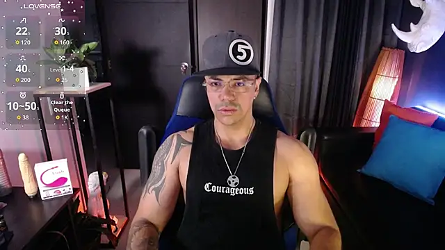 Snapshot of Zed_ferrer chatting on 04.17.26 Zed ferrer online show from 04.17.26