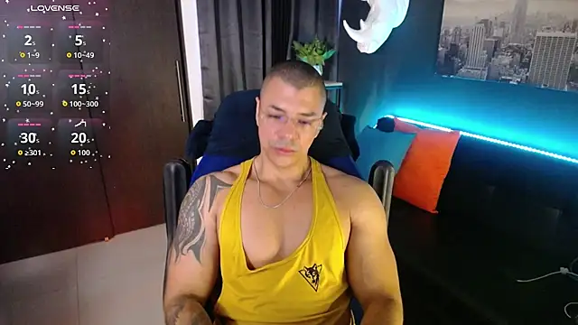 Snapshot of Zed_ferrer chatting on 07.15.26 Zed ferrer online show from 07.15.26
