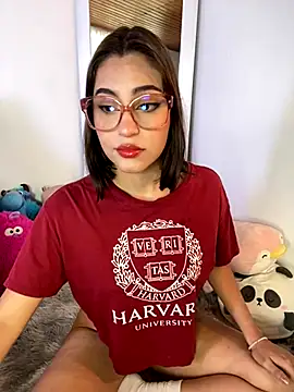 Snapshot of nani_rosse_of chatting on 11.19.25 nani rosse of online show from 11.19.25