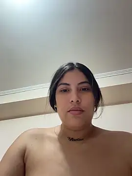 Snapshot of Anna_Bitch_Disgusting chatting on 05.24.26 Anna Bitch Disgusting online show from 05.24.26