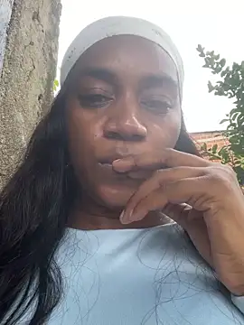 AishaOwens online show from 02.24.26