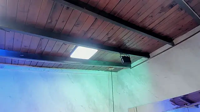 Snapshot of Caroline_palmerr chatting on 02.01.26 Caroline palmerr online show from 02.01.26