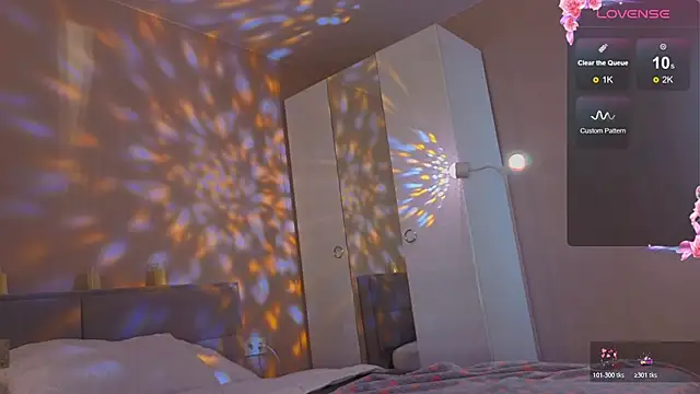 Snapshot of Anita_Luv chatting on 11.17.25 Anita Luv online show from 11.17.25