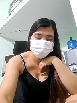 Snapshot of Misu6868 chatting on 12.15.25 Misu6868 online show from 12.15.25