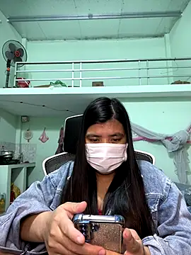 Snapshot of Misu6868 chatting on 12.17.25 Misu6868 online show from 12.17.25