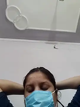 Snapshot of Cute_hotzara chatting on 05.09.26 Cute hotzara online show from 05.09.26