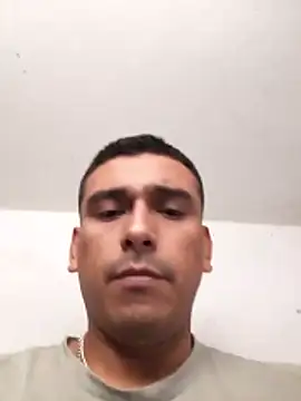 Snapshot of Solo_privado chatting on 05.22.26 Solo privado online show from 05.22.26