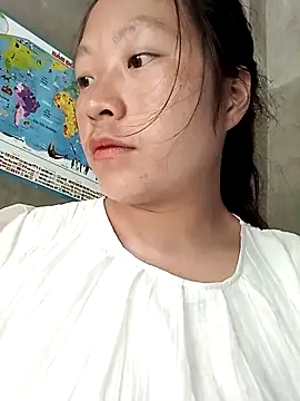 Snapshot of Micky_baby chatting on 04.23.26 Micky baby online show from 04.23.26