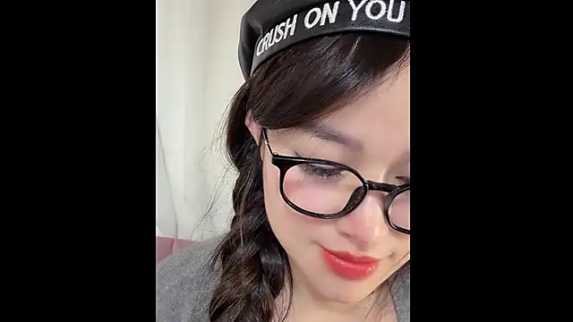 MiCandy-Lovee online show from 11.21.25