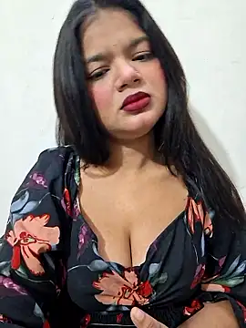 Snapshot of DIMPLE-GIRL88 chatting on 01.16.26 DIMPLE-GIRL88 online show from 01.16.26