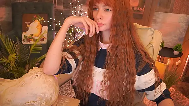 Nicol Moonn online show from 03.10.26