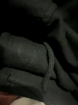 Snapshot of kangro_80 chatting on 12.04.25 kangro 80 online show from 12.04.25