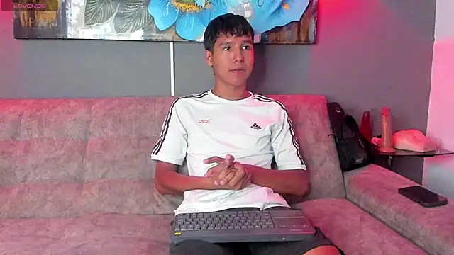 Carl-Milton online show from 11.13.25