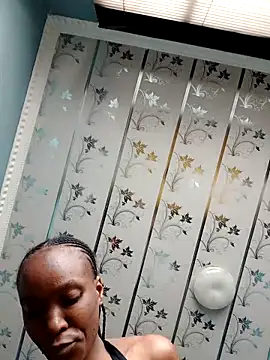 Beverlygurlx6 online show from 02.17.26