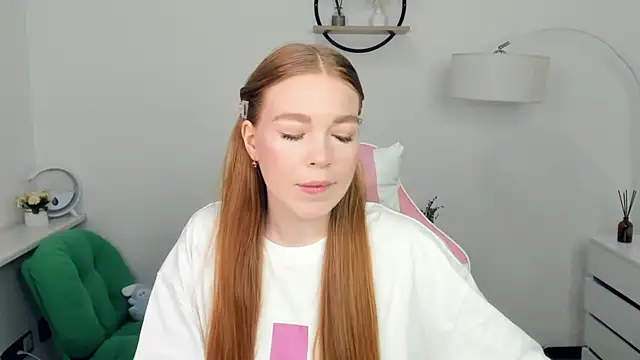 LavetaShiroma online show from 11.28.25