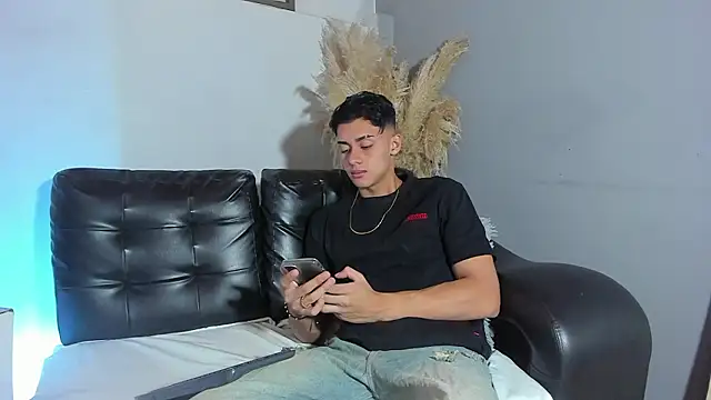 ZeusBrant online show from 03.14.26