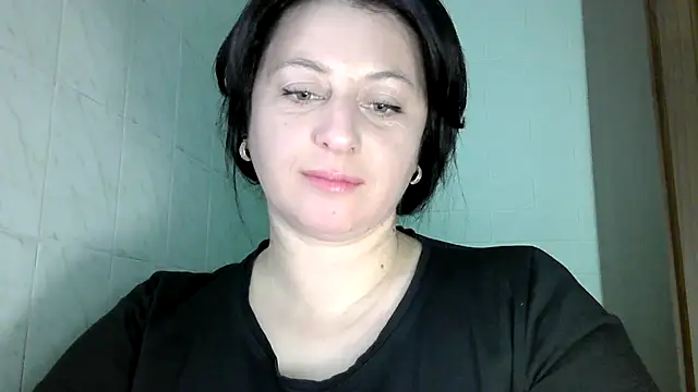 Snapshot of MelinaAx chatting on 04.29.26 MelinaAx online show from 04.29.26