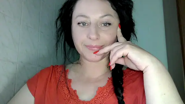 Snapshot of MelinaAx chatting on 05.22.26 MelinaAx online show from 05.22.26