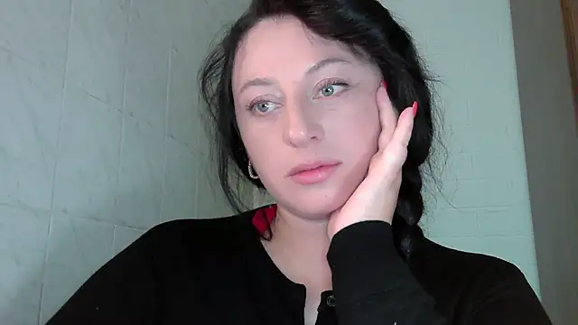 Snapshot of MelinaAx chatting on 06.15.26 MelinaAx online show from 06.15.26