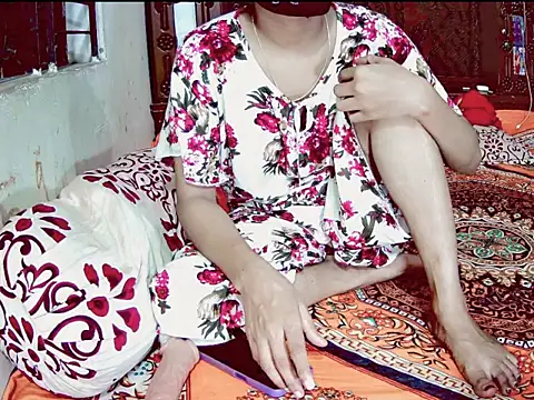 Snapshot of Hor-reka chatting on 06.26.26 Hor-reka online show from 06.26.26