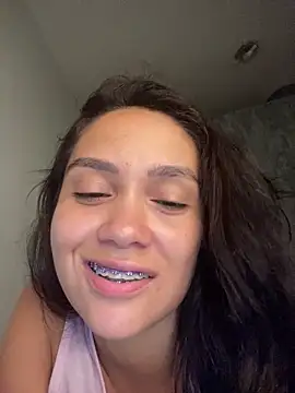 Snapshot of carolsapequinha chatting on 02.06.26 carolsapequinha online show from 02.06.26