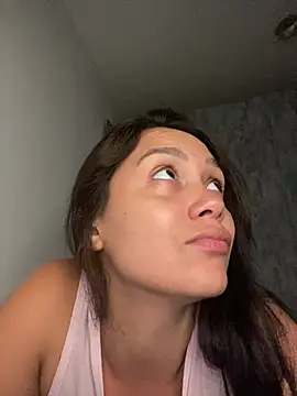 Snapshot of carolsapequinha chatting on 02.16.26 carolsapequinha online show from 02.16.26