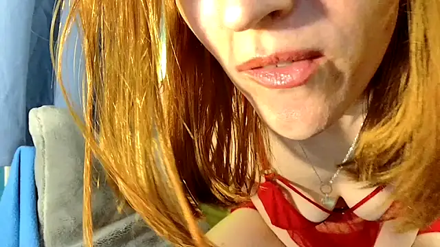 Snapshot of Leila_cam18 chatting on 05.02.26 Leila cam18 online show from 05.02.26