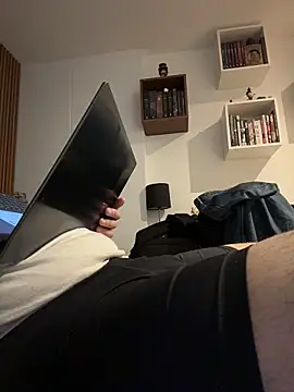 Manuelst11928 online show from 11.14.25