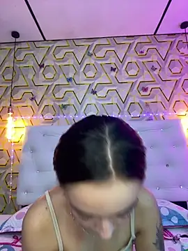 Snapshot of MelanyyJhonson15 chatting on 02.08.26 MelanyyJhonson15 online show from 02.08.26