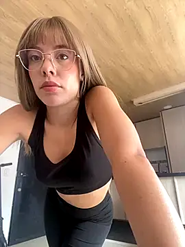 Abbiejohnson online show from 12.01.25