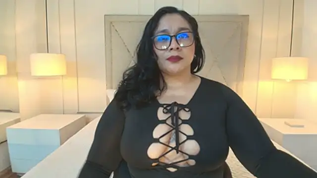 Snapshot of ViickyLee chatting on 05.29.26 ViickyLee online show from 05.29.26