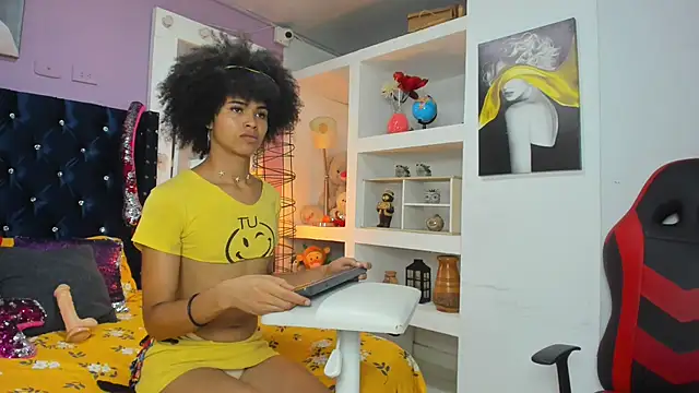 Snapshot of Zaira_sofiaa chatting on 02.02.26 Zaira sofiaa online show from 02.02.26