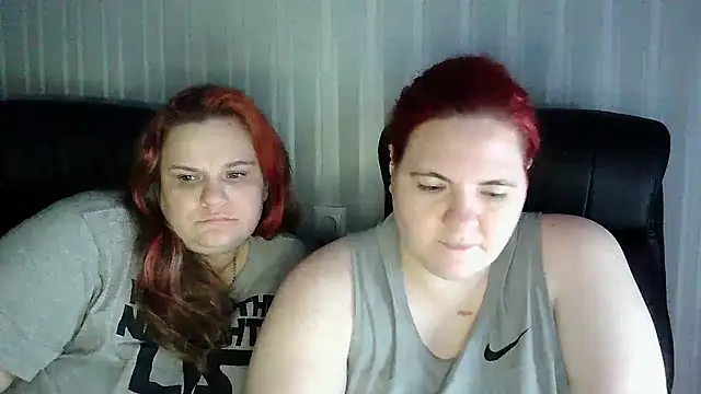 HollyXXEva online show from 01.13.26