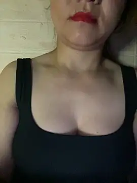 Snapshot of Diana-sexyy chatting on 06.06.26 Diana-sexyy online show from 06.06.26