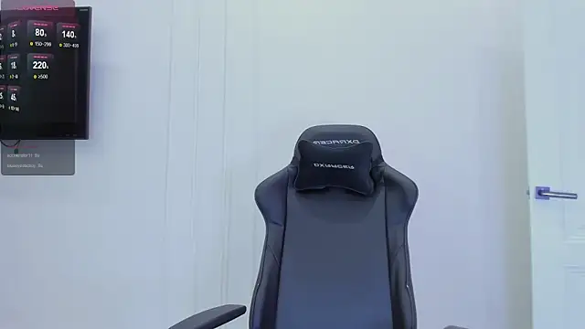 Snapshot of tokyodriftbae chatting on 01.06.26 tokyodriftbae online show from 01.06.26