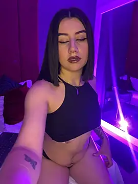 GinebraBelucci online show from 11.22.25