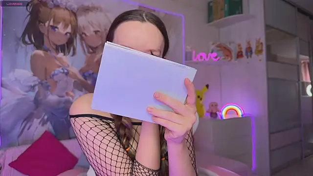 Snapshot of CheekySashaCharm chatting on 02.05.26 CheekySashaCharm online show from 02.05.26