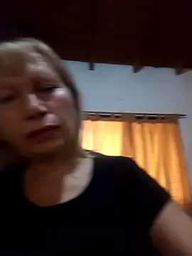 Snapshot of SexyMilf1211 chatting on 04.21.26 SexyMilf1211 online show from 04.21.26