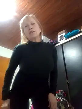 Snapshot of SexyMilf1211 chatting on 05.10.26 SexyMilf1211 online show from 05.10.26