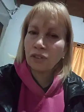 Snapshot of SexyMilf1211 chatting on 05.17.26 SexyMilf1211 online show from 05.17.26