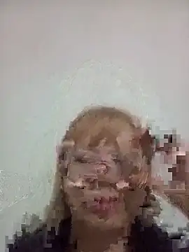 Snapshot of SexyMilf1211 chatting on 05.18.26 SexyMilf1211 online show from 05.18.26