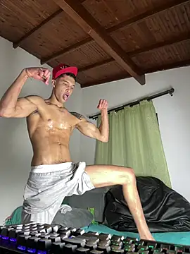 Snapshot of Adan_baby chatting on 01.10.26 Adan baby online show from 01.10.26